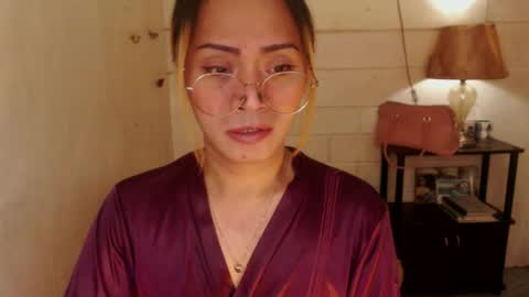 Snapshot of 1bigsurprise4you chatting on 01/12/25, 10:12 angel online show from 01/12/25, 10:12