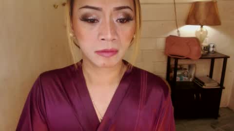 Snapshot of 1bigsurprise4you chatting on 01/19/25, 06:32 angel online show from 01/19/25, 06:32