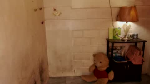 Snapshot of 1bigsurprise4you chatting on 02/24/25, 09:31 angel online show from 02/24/25, 09:31