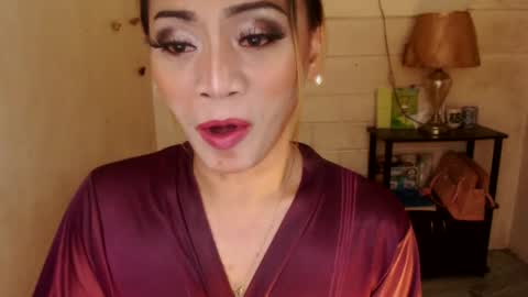 Snapshot of 1bigsurprise4you chatting on 02/25/25, 11:22 angel online show from 02/25/25, 11:22