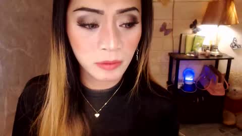 Snapshot of 1bigsurprise4you chatting on 09/13/25, 09:14 angel online show from 09/13/25, 09:14