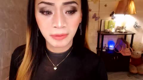 Snapshot of 1bigsurprise4you chatting on 09/18/25, 10:56 angel online show from 09/18/25, 10:56