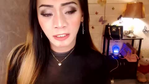 Snapshot of 1bigsurprise4you chatting on 09/27/25, 06:46 angel online show from 09/27/25, 06:46