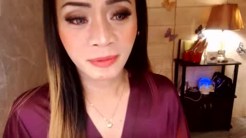 Snapshot of 1bigsurprise4you chatting on 10/20/25, 07:58 angel online show from 10/20/25, 07:58