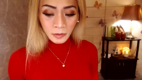 Snapshot of 1bigsurprise4you chatting on 02/23/26, 05:43 angel online show from 02/23/26, 05:43