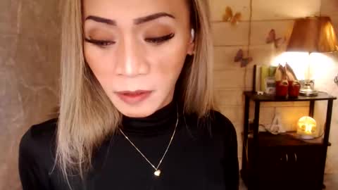 Snapshot of 1bigsurprise4you chatting on 03/08/26, 09:29 angel online show from 03/08/26, 09:29