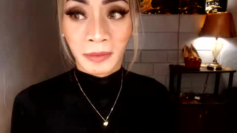 angel online show from 05/08/26, 05:02