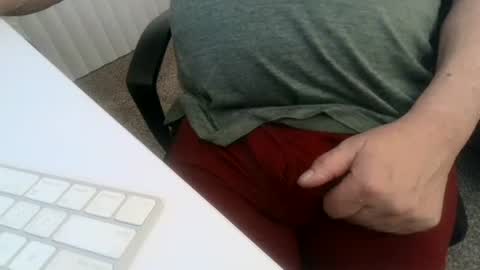 Snapshot of 1chris505 chatting on 12/27/24, 01:00 1chris505 online show from 12/27/24, 01:00