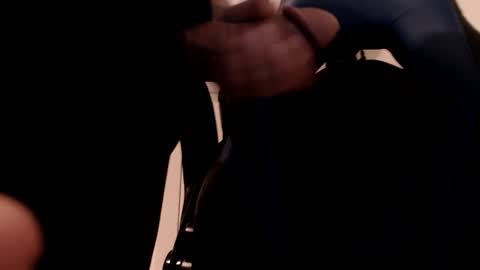 Snapshot of 1dad2plz chatting on 02/24/25, 12:48 i erupt if you suck ur nipples 4 me and look at the camera while watching me online show from 02/24/25, 12:48