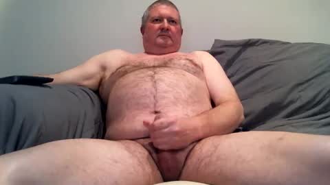 Snapshot of 1dirtyolddude chatting on 11/27/25, 01:18 Jimmy online show from 11/27/25, 01:18