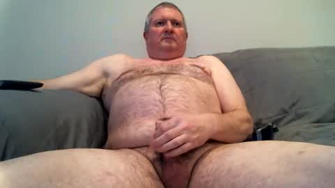 Snapshot of 1dirtyolddude chatting on 12/03/25, 01:02 Jimmy online show from 12/03/25, 01:02