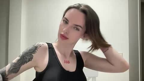 DOVE online show from 09/18/25, 06:54