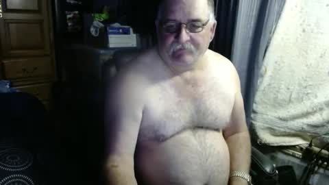 Snapshot of 1dusty60 chatting on 12/10/24, 04:02 1dusty60 online show from 12/10/24, 04:02