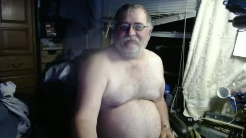 Snapshot of 1dusty60 chatting on 03/08/25, 04:01 1dusty60 online show from 03/08/25, 04:01