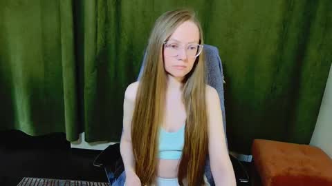 Snapshot of 1goldilocks chatting on 03/02/26, 03:19 online show from 03/02/26, 03:19