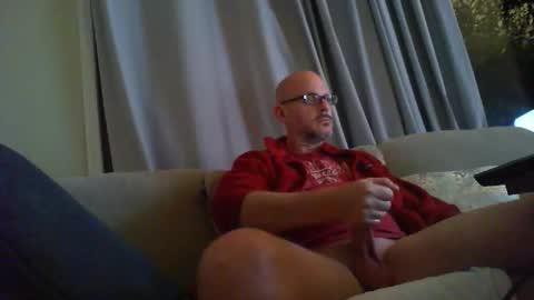 1hotbaldguy online show from 12/10/24, 09:01