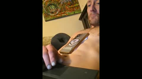 Snapshot of 1knightluver69 chatting on 02/14/26, 07:32 1knightluver69 online show from 02/14/26, 07:32