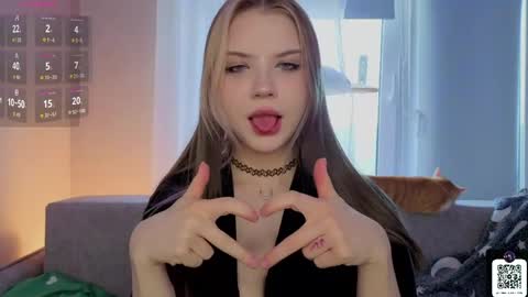 Snapshot of 1ktimes_goodnight chatting on 03/27/26, 05:35 Mia online show from 03/27/26, 05:35