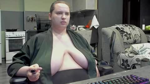 1LINDSEY1 online show from 02/22/25, 11:57