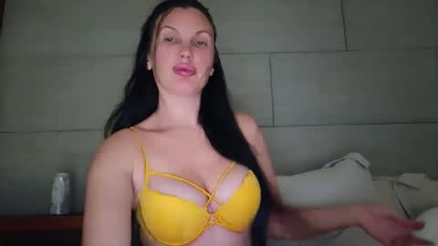 Onna online show from 05/31/26, 04:20