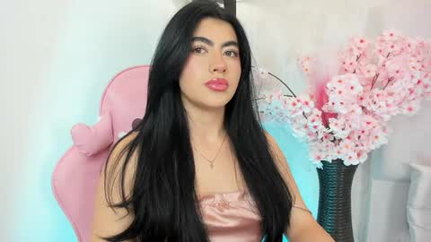 Snapshot of 1m_emily chatting on 05/21/26, 08:27 . online show from 05/21/26, 08:27
