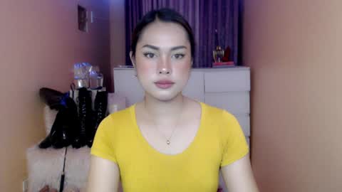 Snapshot of 1miracle_tranny chatting on 07/16/26, 05:57 1miracle_tranny online show from 07/16/26, 05:57