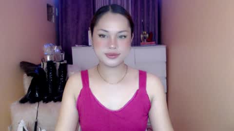 Snapshot of 1miracle_tranny chatting on 07/17/26, 07:37 1miracle_tranny online show from 07/17/26, 07:37