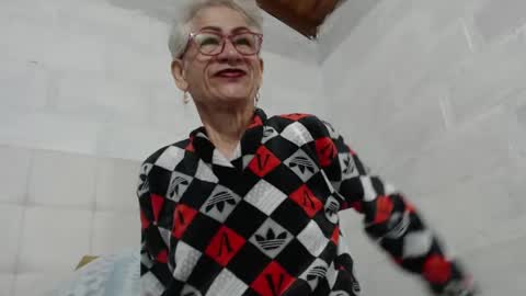 Miss Monserrate online show from 01/17/25, 10:11