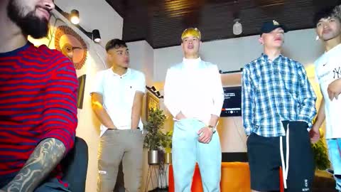 Snapshot of 1pushman chatting on 03/05/26, 01:51 pushman online show from 03/05/26, 01:51