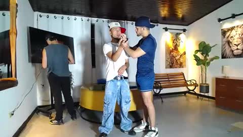 Snapshot of 1pushman chatting on 04/15/26, 11:50 pushman online show from 04/15/26, 11:50