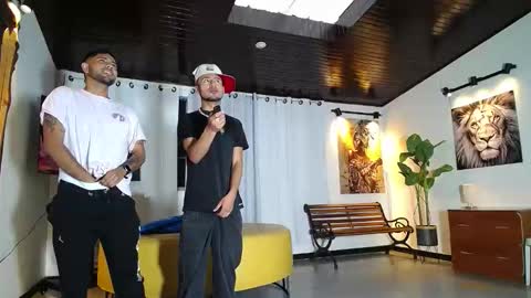 Snapshot of 1pushman chatting on 04/17/26, 11:46 pushman online show from 04/17/26, 11:46