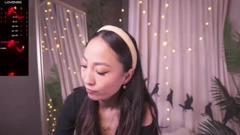 Snapshot of 1reisatumi chatting on 10/31/25, 01:23 Rei online show from 10/31/25, 01:23