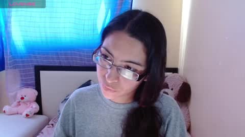 paola online show from 01/13/25, 08:48