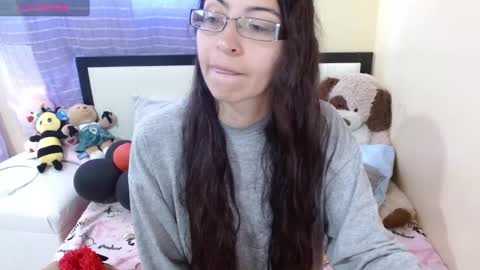 paola online show from 03/01/25, 06:32