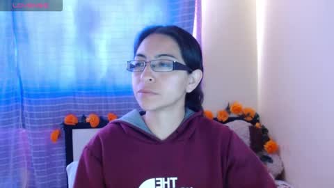 paola online show from 11/05/25, 07:14