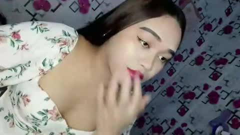 Snapshot of 1sexy_kim69 chatting on 04/07/26, 07:25 1sexy_kim69 online show from 04/07/26, 07:25