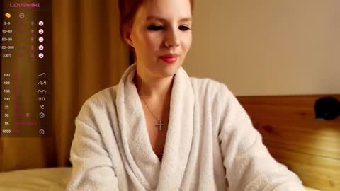 Snapshot of 1slavicdoll chatting on 09/29/25, 01:11 VICTORIA online show from 09/29/25, 01:11