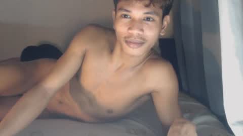 Snapshot of 1sweetloverxx chatting on 06/21/26, 03:42 1sweetloverxx online show from 06/21/26, 03:42