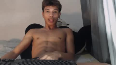 Snapshot of 1sweetloverxx chatting on 06/21/26, 05:15 1sweetloverxx online show from 06/21/26, 05:15