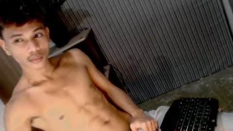 Snapshot of 1sweetloverxx chatting on 07/05/26, 10:44 1sweetloverxx online show from 07/05/26, 10:44