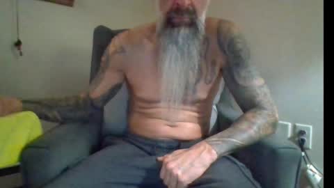 1theone12 online show from 12/04/25, 02:21