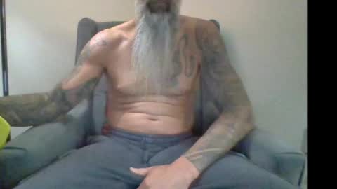 Snapshot of 1theone12 chatting on 03/19/26, 01:53 1theone12 online show from 03/19/26, 01:53