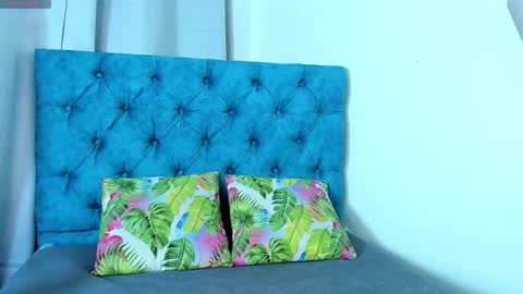 1Threestar online show from 09/13/25, 11:54