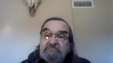 1valentine online show from 12/30/24, 07:00