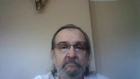 1valentine online show from 01/04/25, 03:39