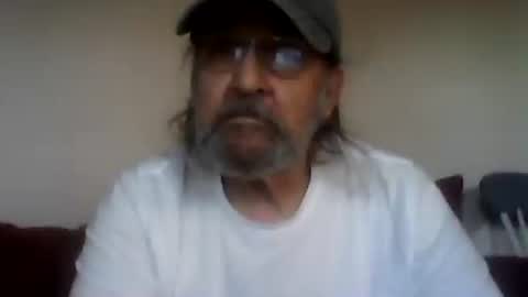 1valentine online show from 11/19/25, 05:02