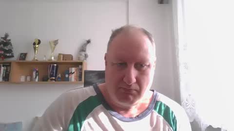 1vaso online show from 12/19/24, 11:07