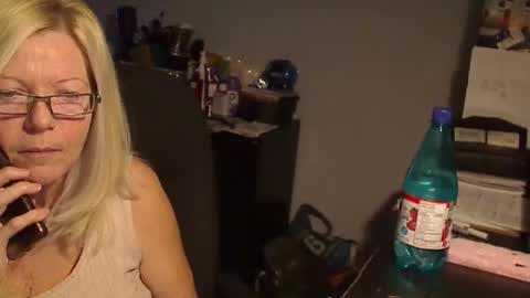 Snapshot of 1xtrahornyone chatting on 01/20/25, 11:54 Susan online show from 01/20/25, 11:54