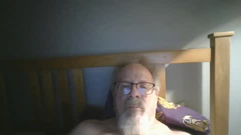Snapshot of 2003dynawideglide chatting on 07/28/26, 12:51 2003dynawideglide online show from 07/28/26, 12:51
