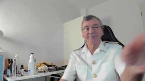 Henk online show from 01/18/26, 03:38